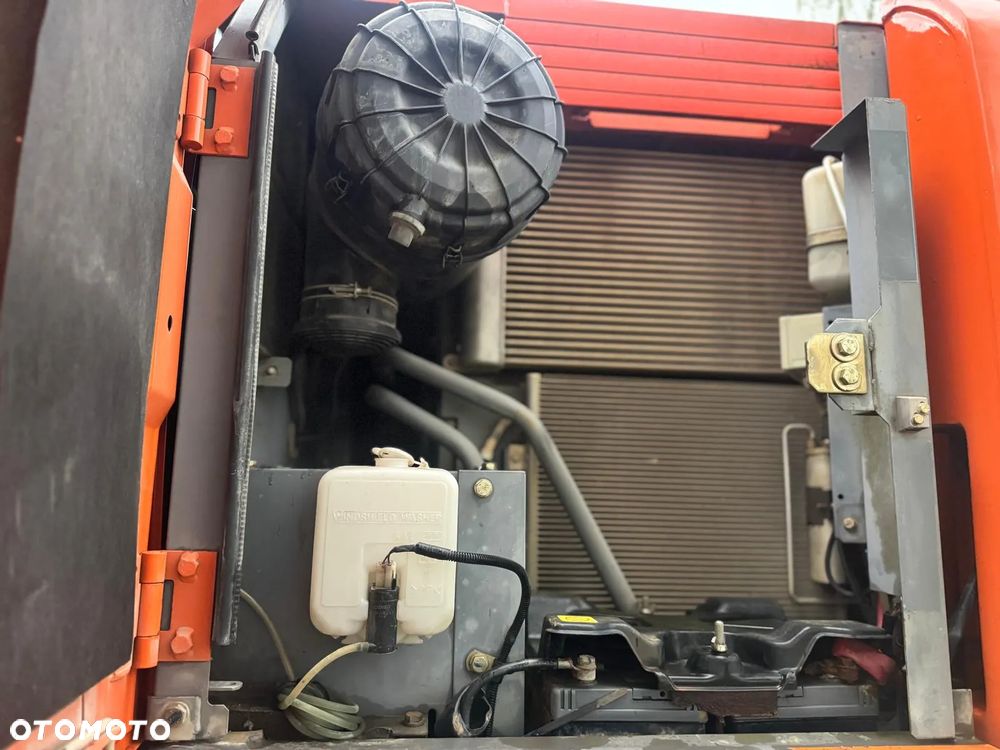 Hitachi ZX145-3 - 6