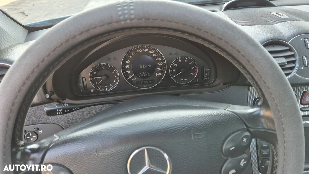 Mercedes-Benz CLK Coupe 200 Kompressor Avantgarde - 8