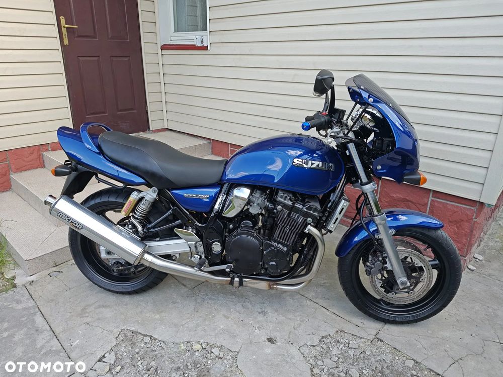 Suzuki GSX - 9