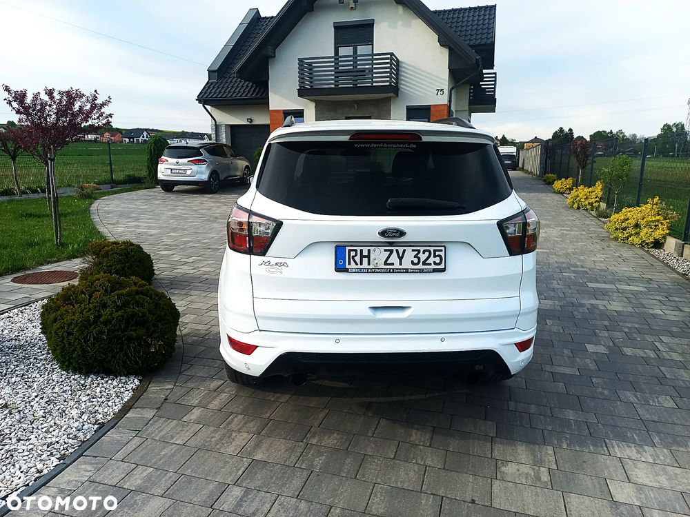 Ford Kuga 2.0 TDCi 2x4 ST-Line - 7