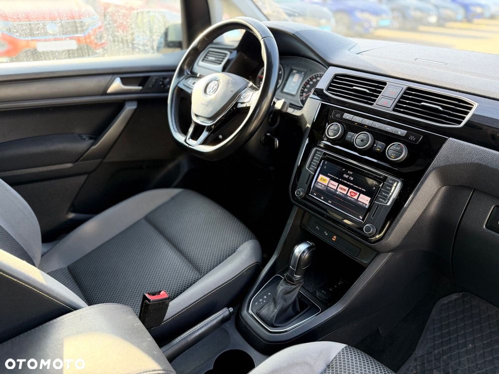 Volkswagen Caddy Maxi DSG - 21