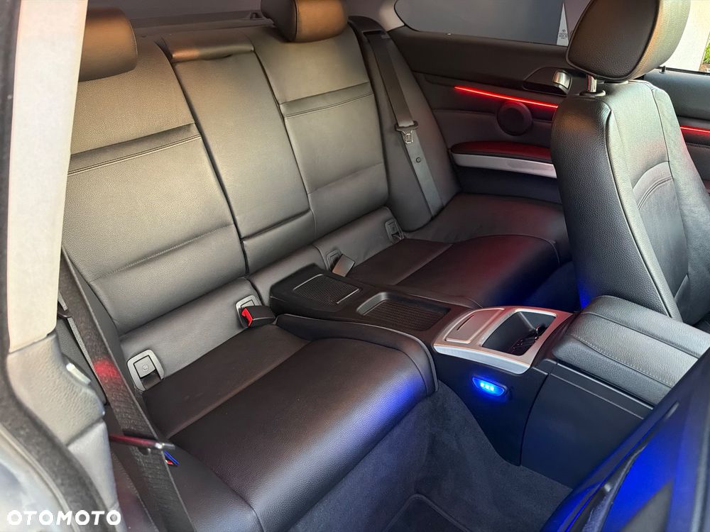 BMW Seria 3 325i xDrive Edition Exclusive - 26