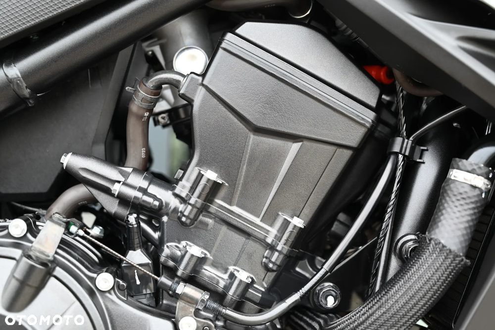 Honda Hornet - 24