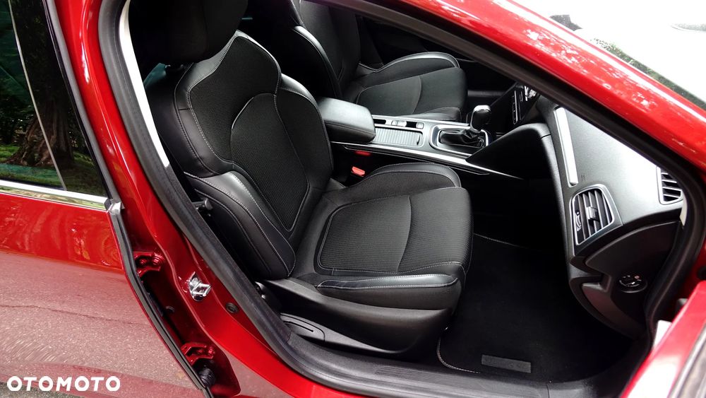 Renault Megane 1.3 TCe Intens EDC - 13