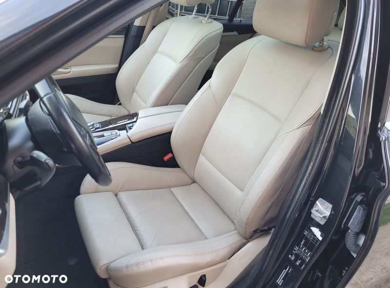 BMW Seria 5 - 26