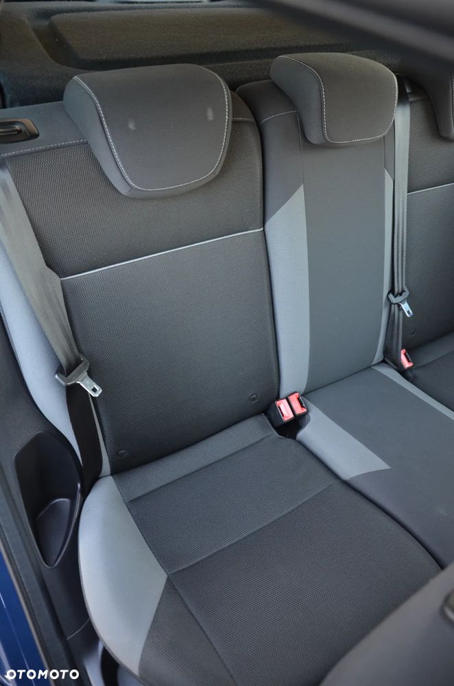 Ford Focus 1.6 Ambiente Start - 13