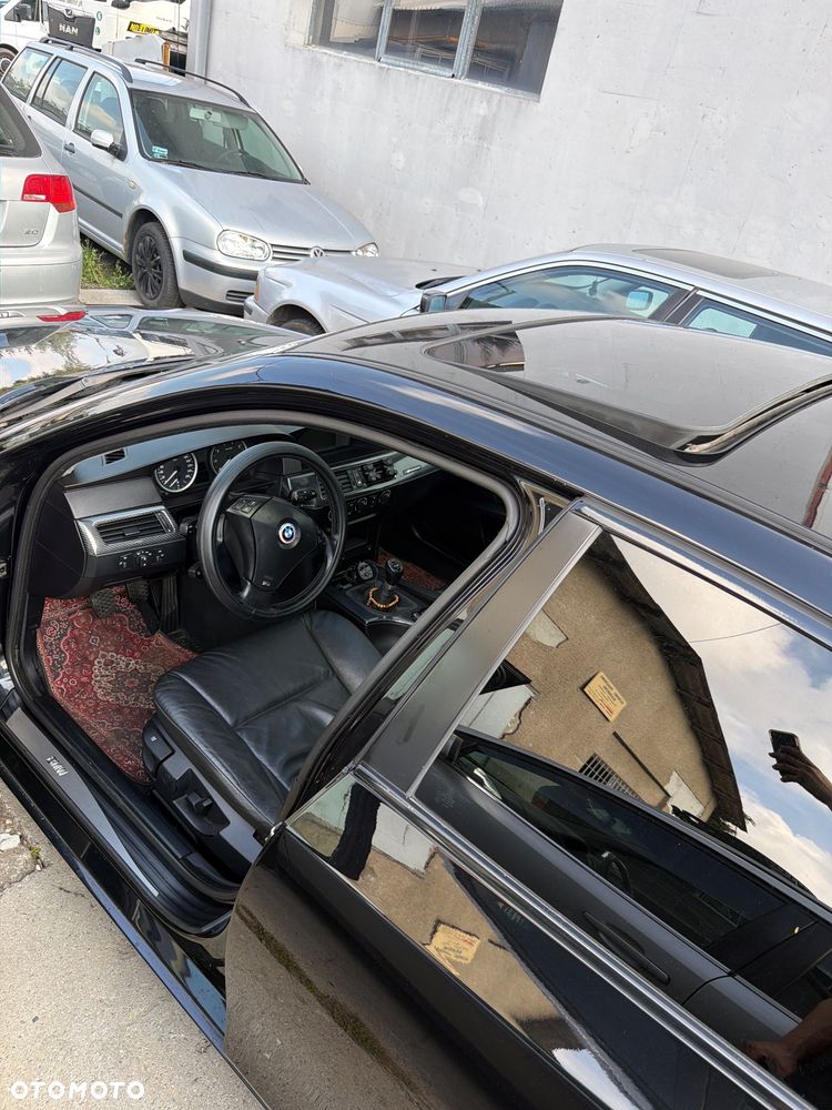 BMW Seria 5 520i - 5