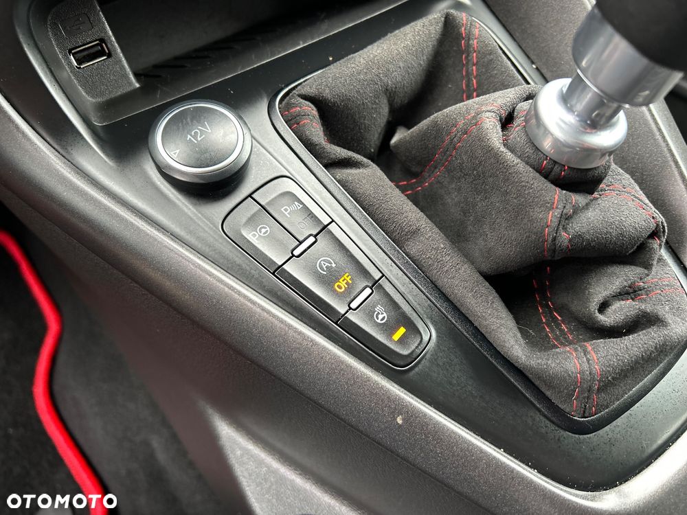 Ford Focus 1.5 EcoBoost ST-Line ASS - 25