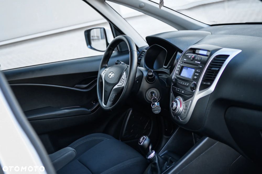 Hyundai ix20 1.4 Comfort blue - 11