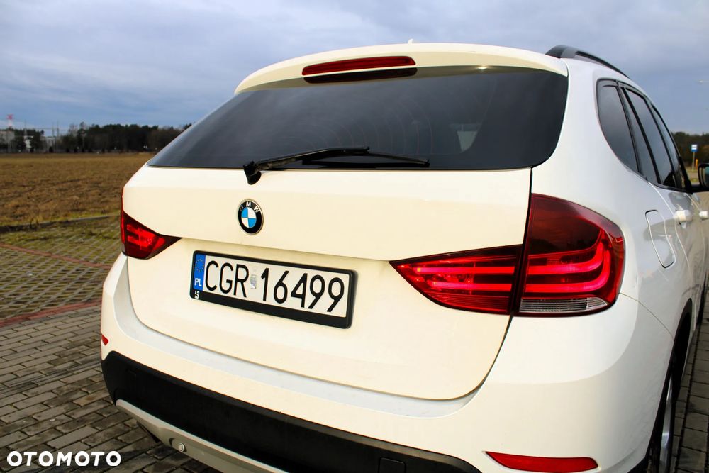 BMW X1 xDrive18d - 13