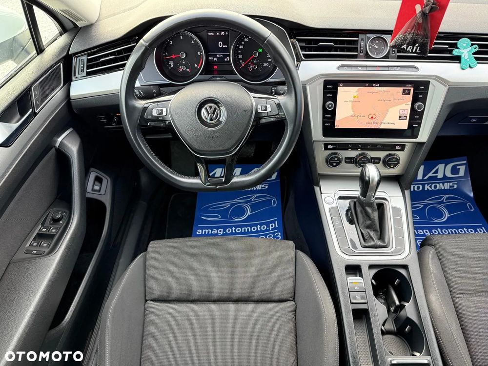 Volkswagen Passat Variant 1.6 TDI SCR DSG - 23