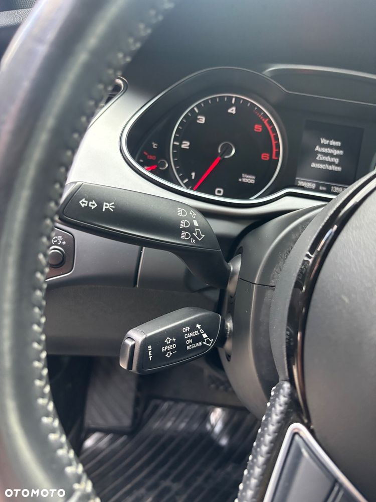 Audi A4 Avant 3.0 TDI DPF multitronic S line Sportpaket - 22