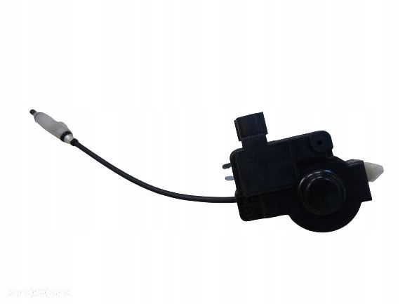 TOYOTA LAND CRUISER 200 CENTRALKA ZAM WLEWU PALIWA - 1