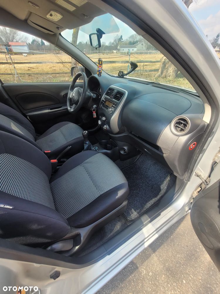 Nissan Micra 1.2 Bild der Frau - 21