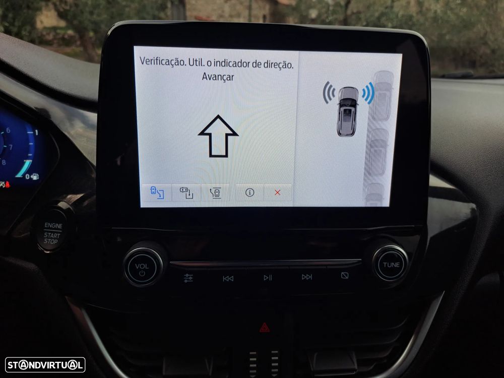 Ford Puma 1.0 EcoBoost MHEV ST-Line X - 37