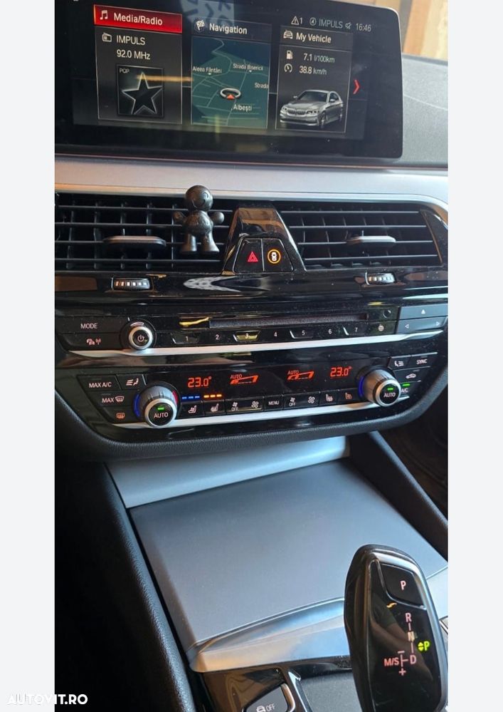 BMW Seria 5 530d xDrive AT - 14