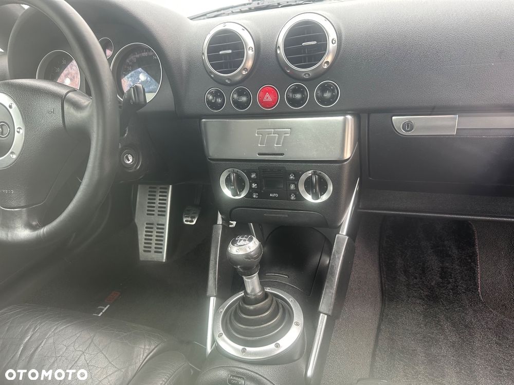 Audi TT Coupé 1.8 T quattro - 15