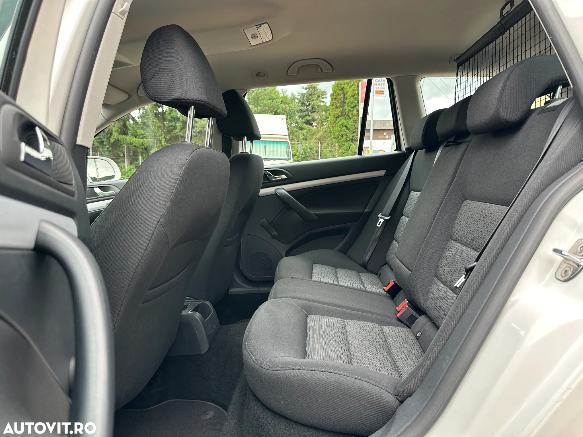 Skoda Octavia Combi 1.6 TDI DPF GreenLine - 16