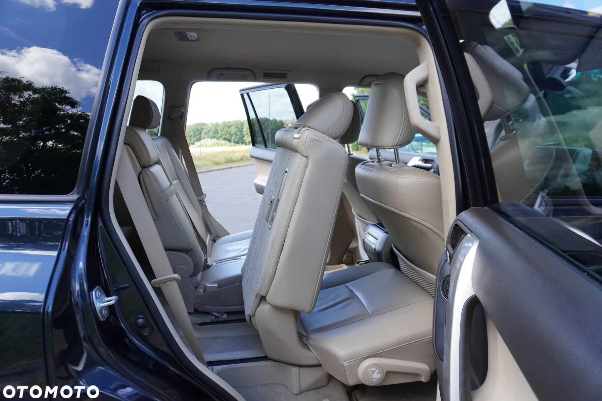 Toyota Land Cruiser LC 3.0 D-4D Prestige 7os - 25