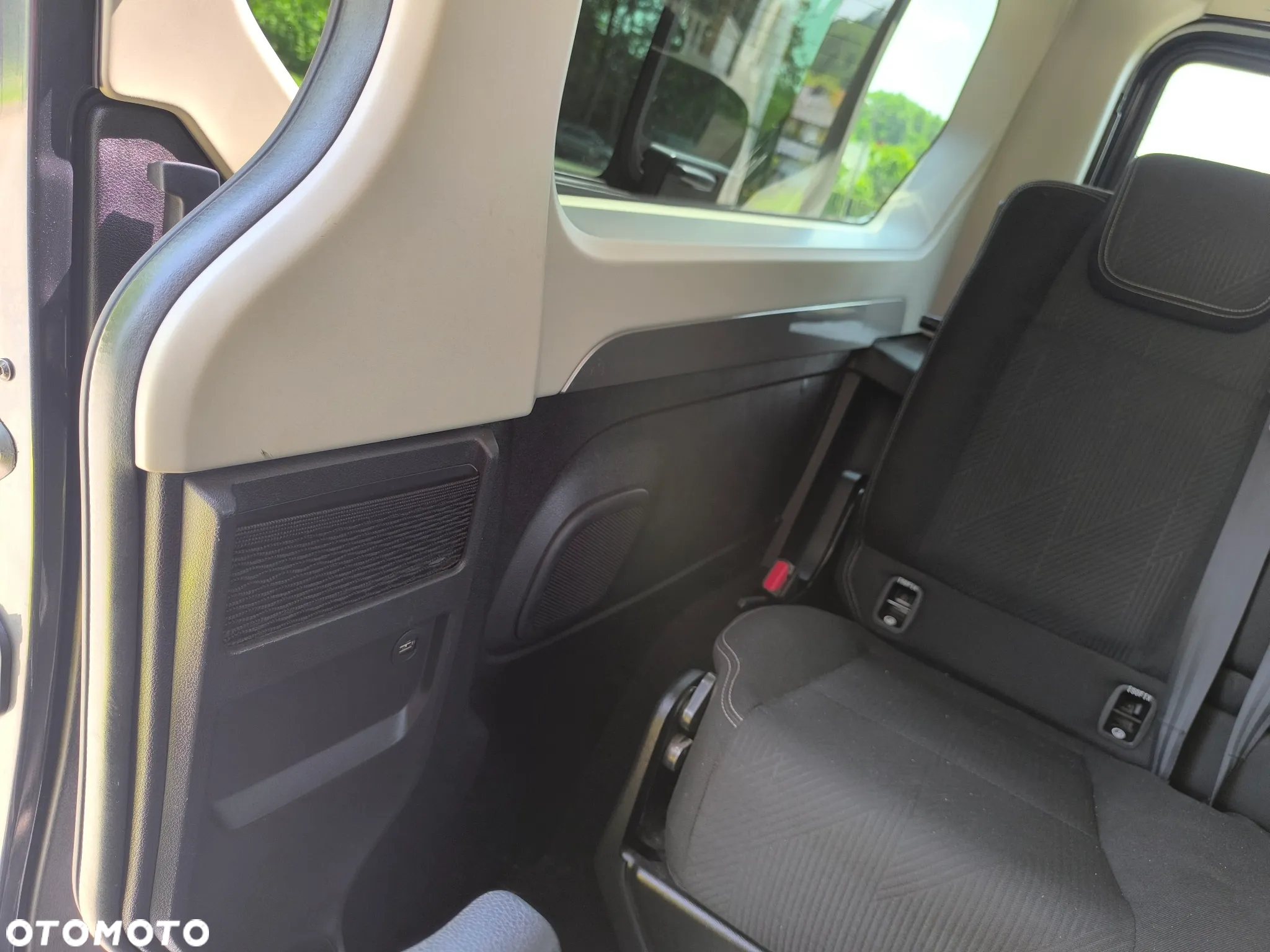 Renault Trafic Grand SpaceClass 2.0 dCi - 34