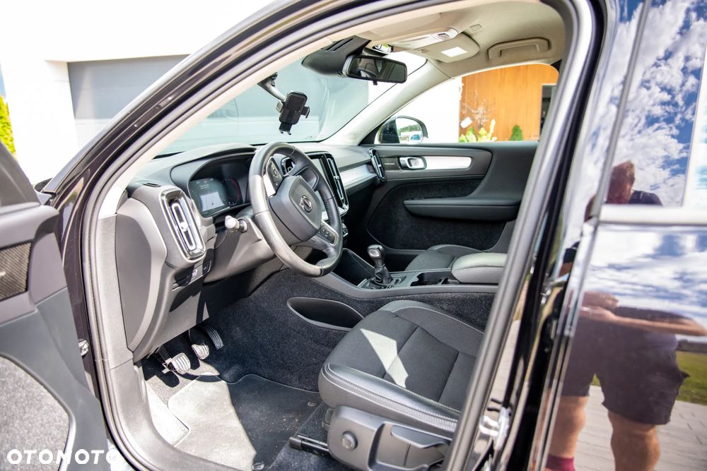 Volvo XC 40 D3 SCR Momentum - 14