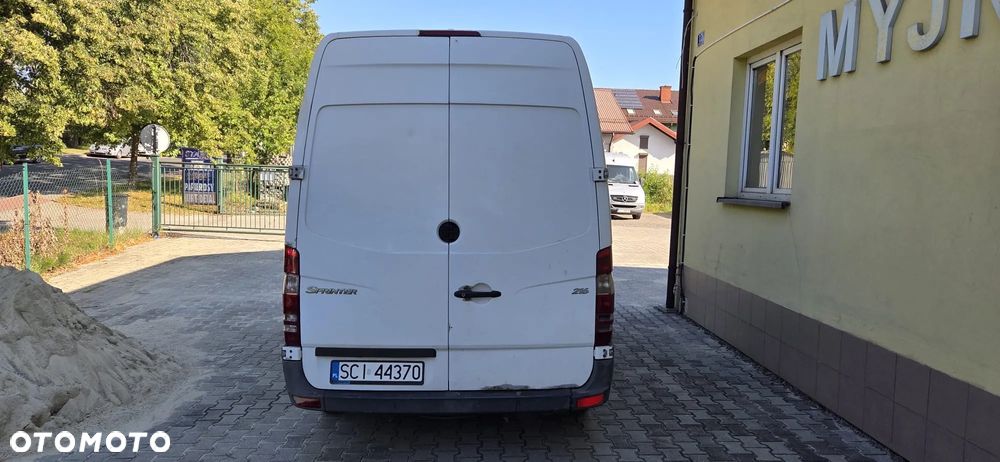Mercedes-Benz sprinter - 4