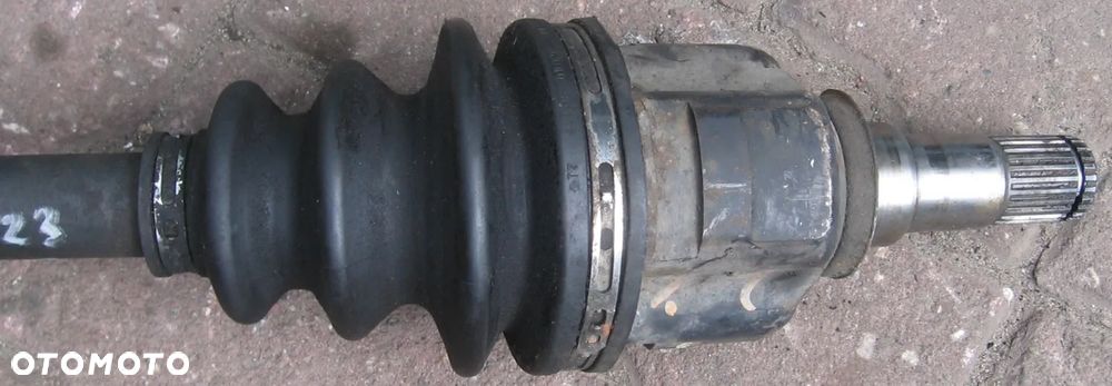 półoś prawa TOYOTA COROLLA E12 1.6 16V - 2