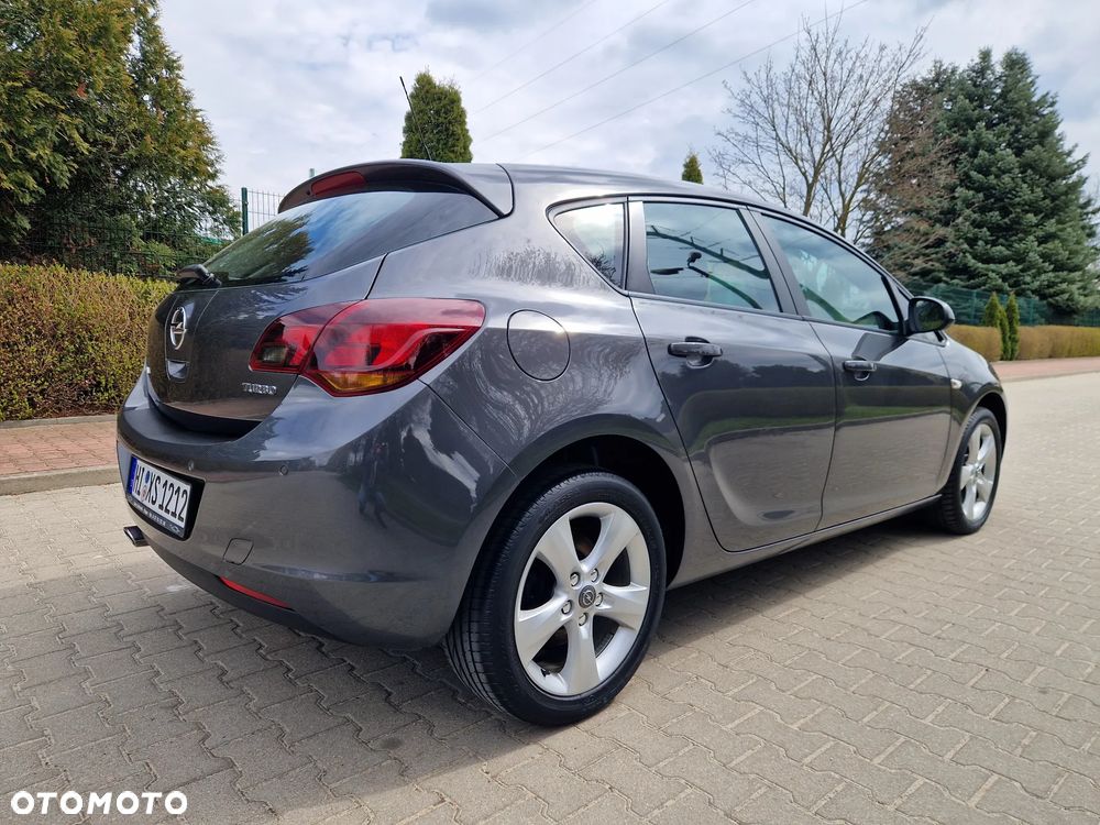 Opel Astra - 24
