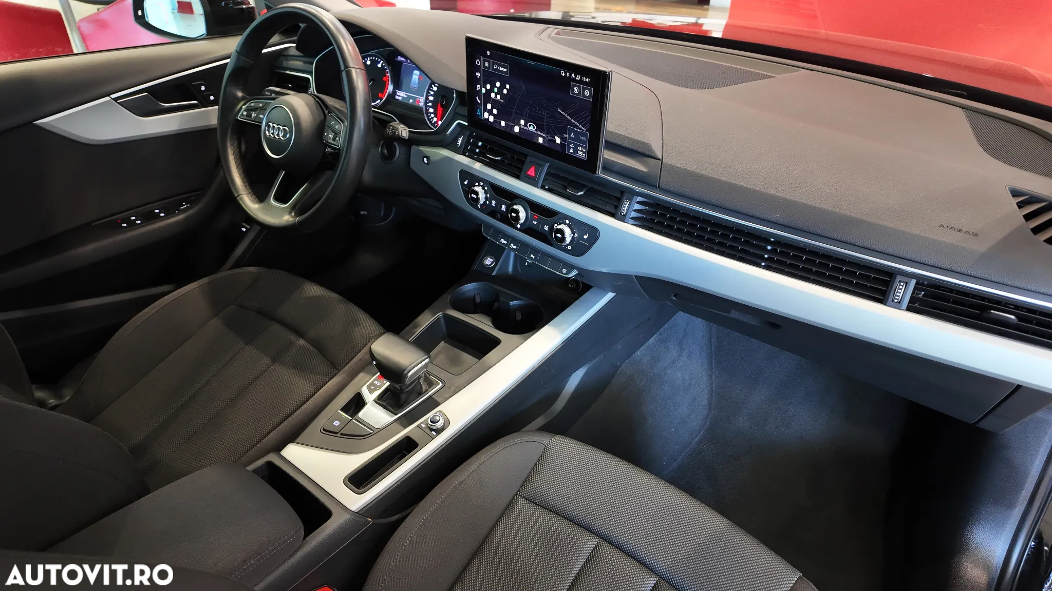 Audi A4 Avant 35 TDI S tronic - 13
