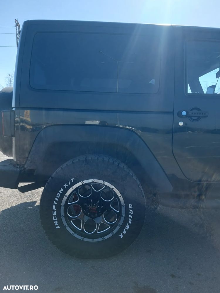 Jeep Wrangler - 17
