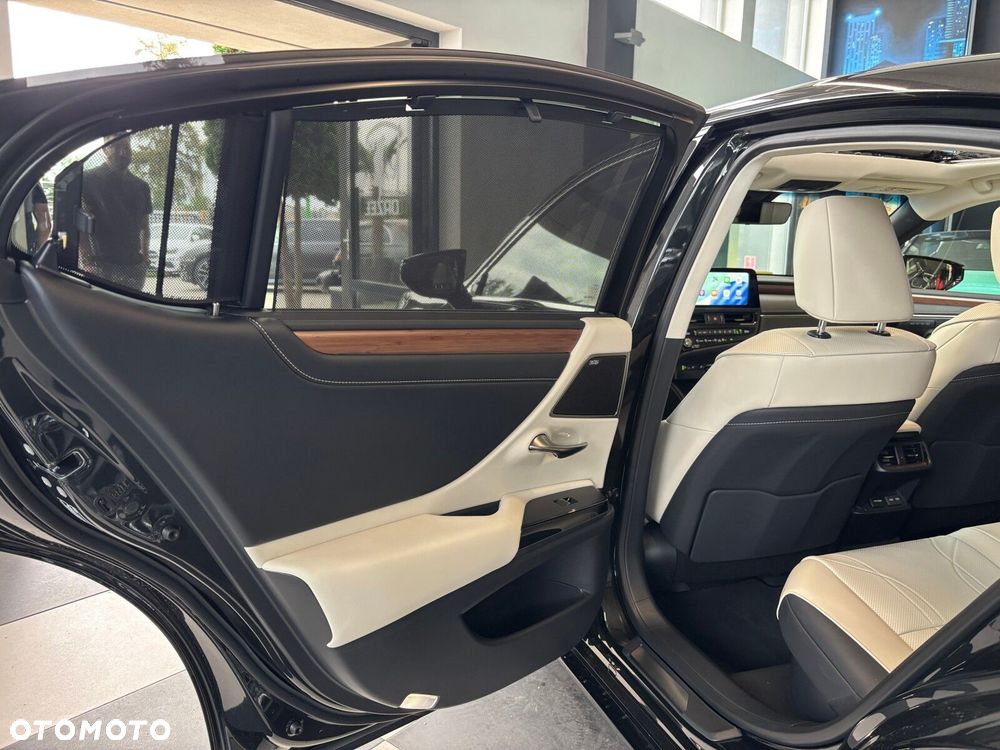 Lexus ES - 29