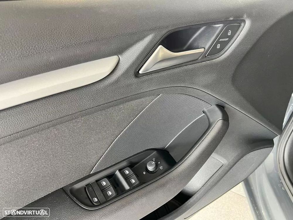 Audi A3 Sportback 30 TFSI - 19