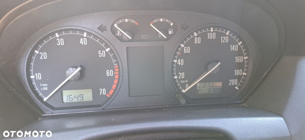 Skoda Fabia - 8