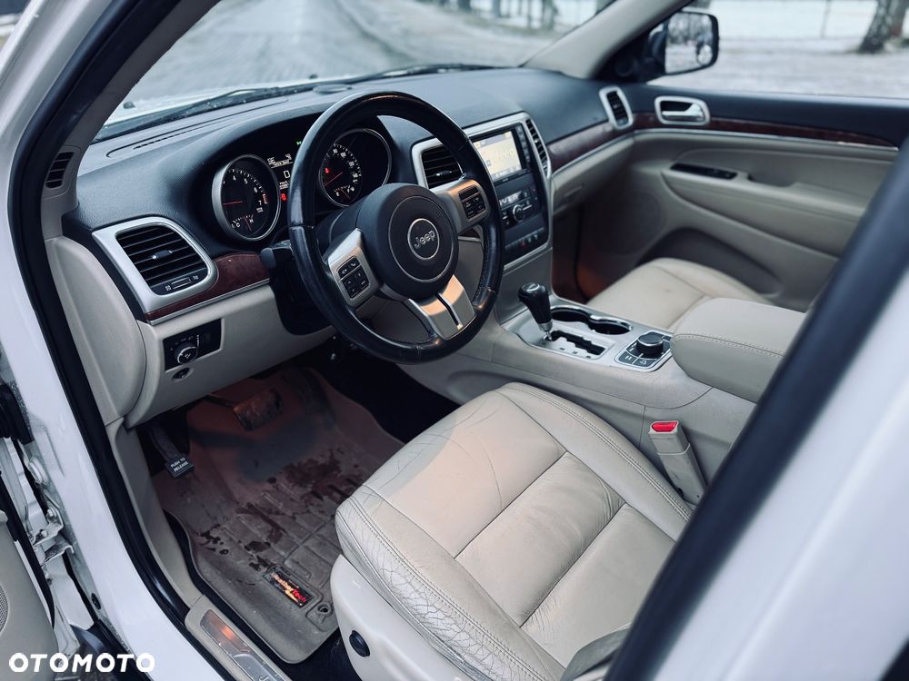 Jeep Grand Cherokee - 18