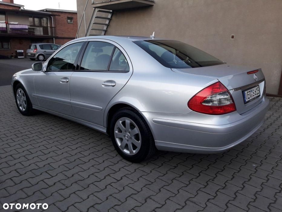 Mercedes-Benz Klasa E 200 CDI Classic - 28