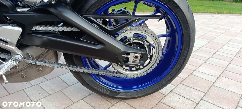 Yamaha MT - 33