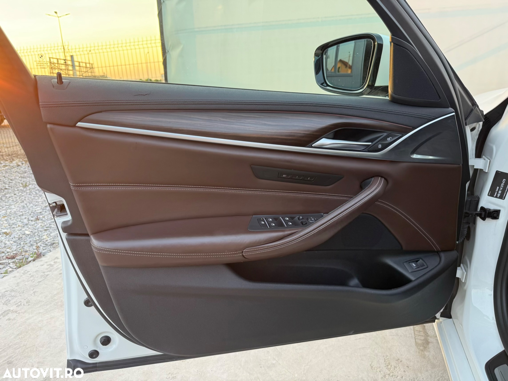 BMW Seria 5 520d Touring Aut. Luxury Line - 19