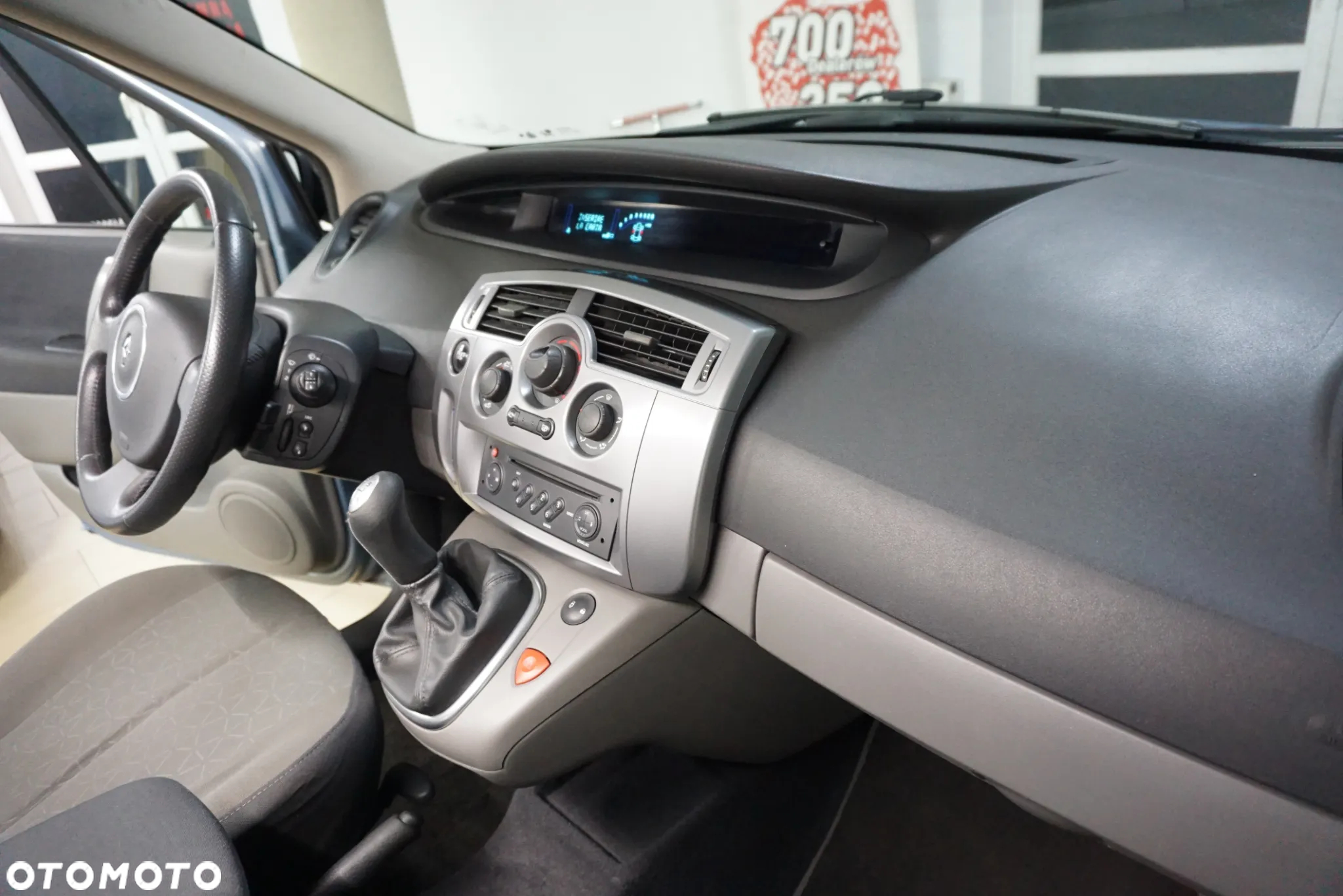 Renault Scenic - 18