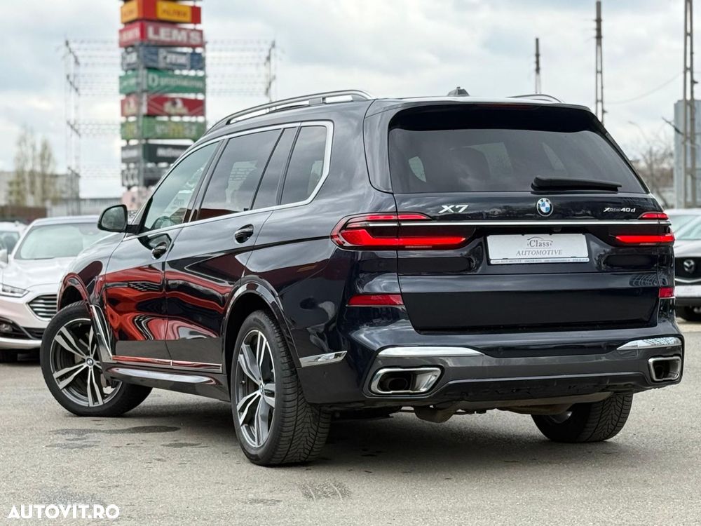 BMW X7 - 25
