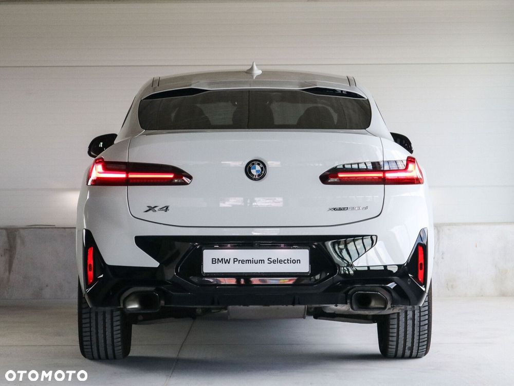 BMW X4 - 10