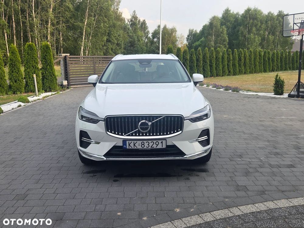 Volvo XC 60 B4 B Plus Bright - 10