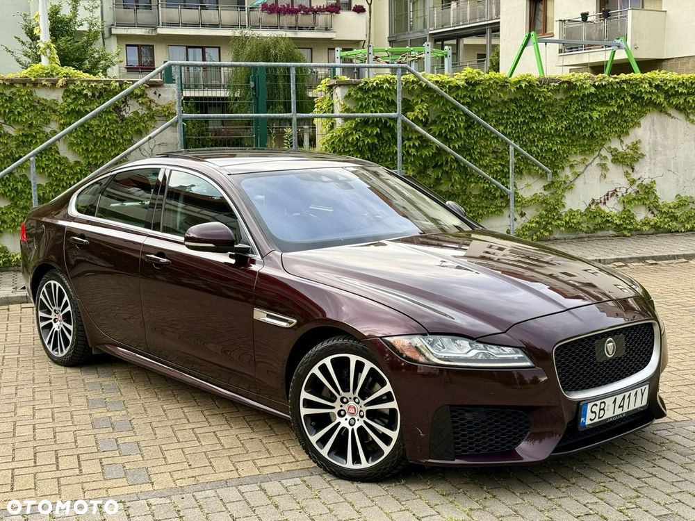 Jaguar XF - 17