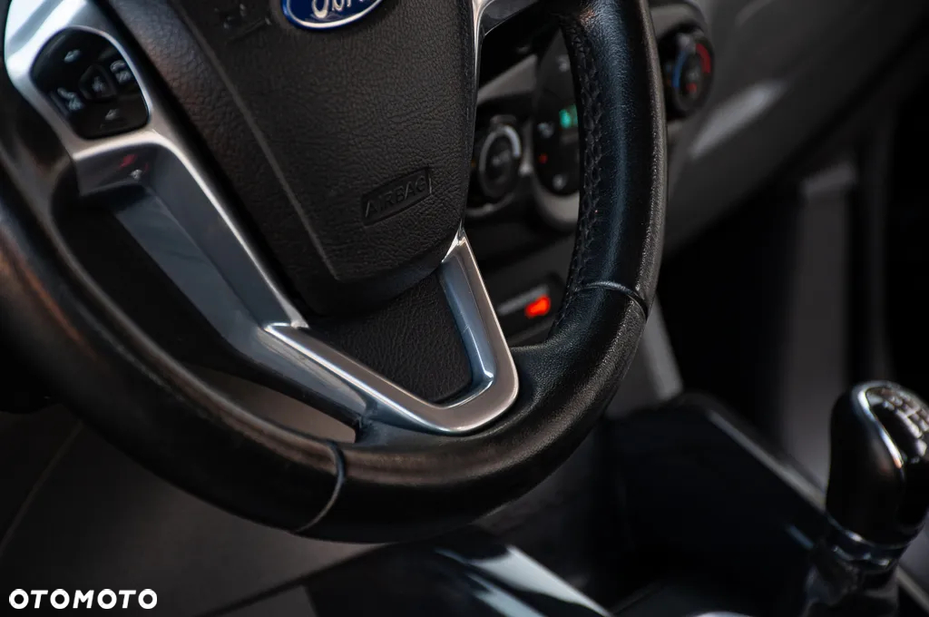 Ford EcoSport 1.0 EcoBoost TITANIUM - 26