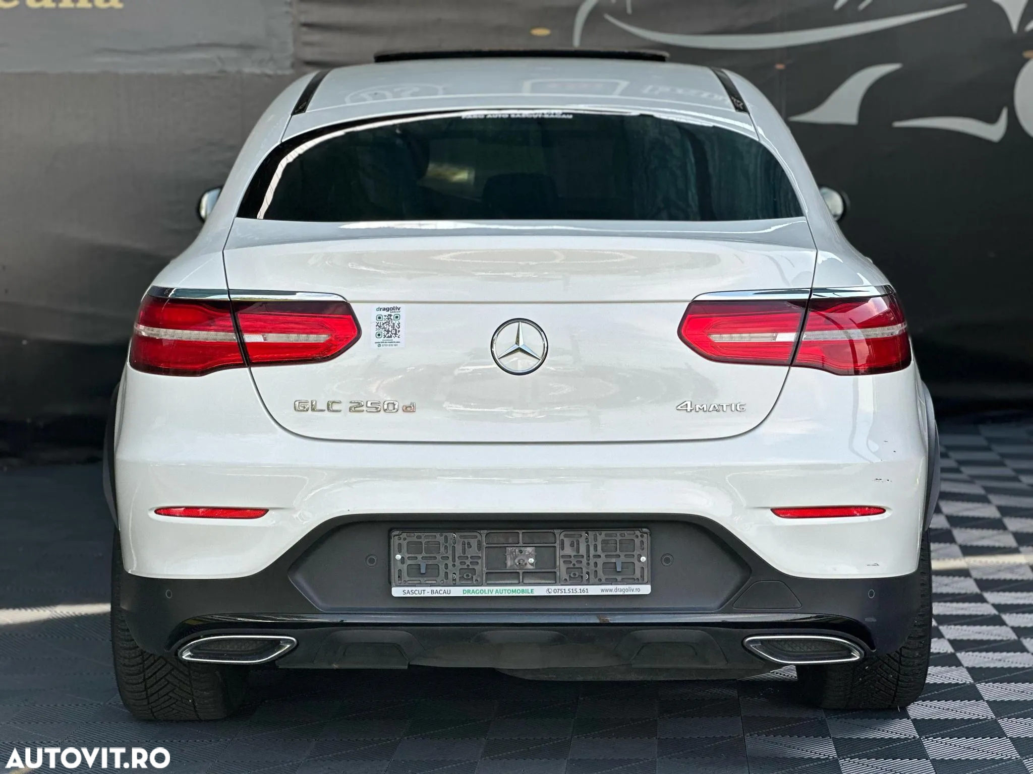 Mercedes-Benz GLC 250 d 4Matic 9G-TRONIC AMG Line - 21