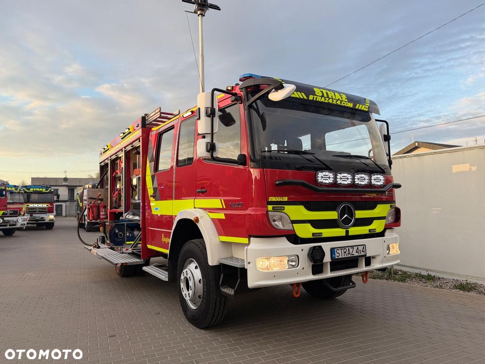 Mercedes-Benz Atego GBA 4x4 Wóz Strażacki 3t wody, Wysokie prześwity, Maszt oświetleniowy, wysokie kąty natarcia, szybkie natarcie, Straż Pożarna - 9