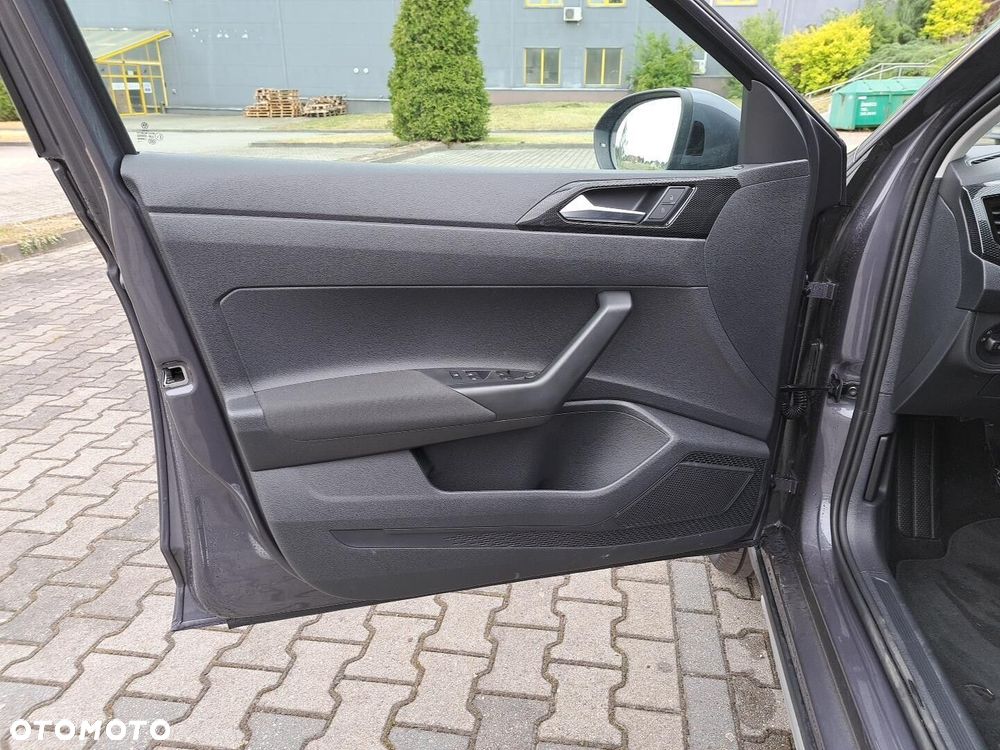 Volkswagen Taigo 1.0 TSI Life Plus - 10