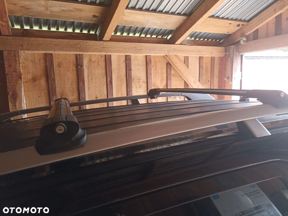 Mitsubishi Outlander - 11