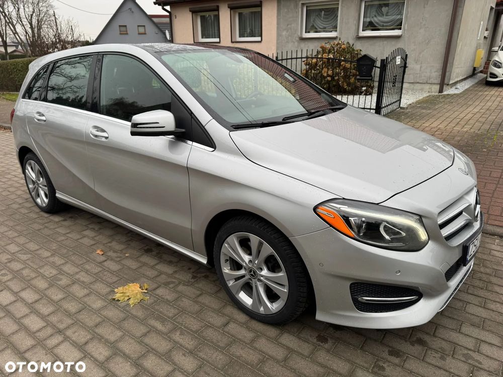 Mercedes-Benz Klasa B 250 4Matic 7G-DCT UrbanStyle Edition - 3