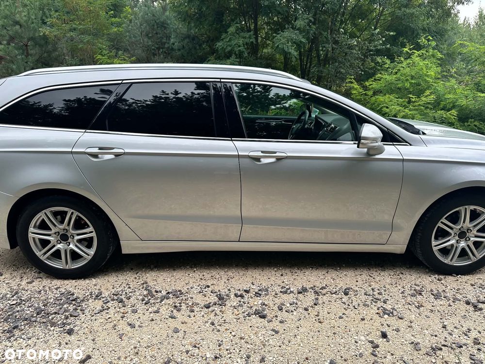 Ford Mondeo - 4