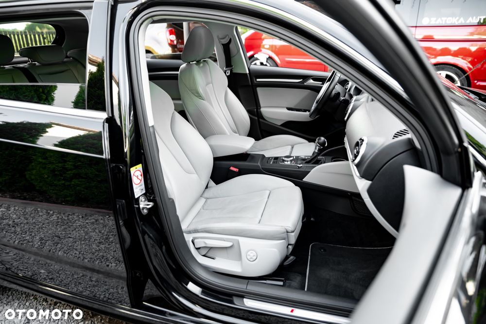 Audi A3 Sportback 1.8 TFSI S tronic S line Sportpaket - 24